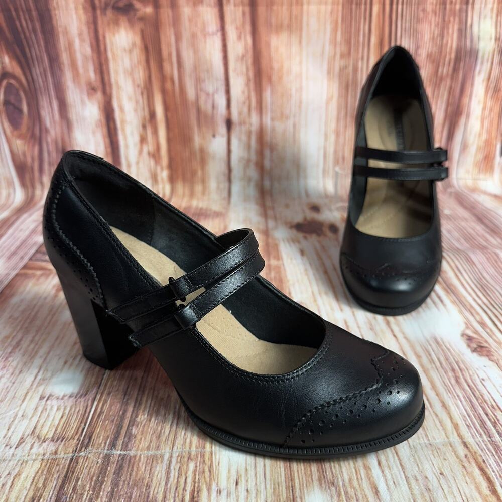 Clarks CLAESON TILLY Sz 7 Black Leather Mary Jane Wingtip Block Heel Pumps Shoes